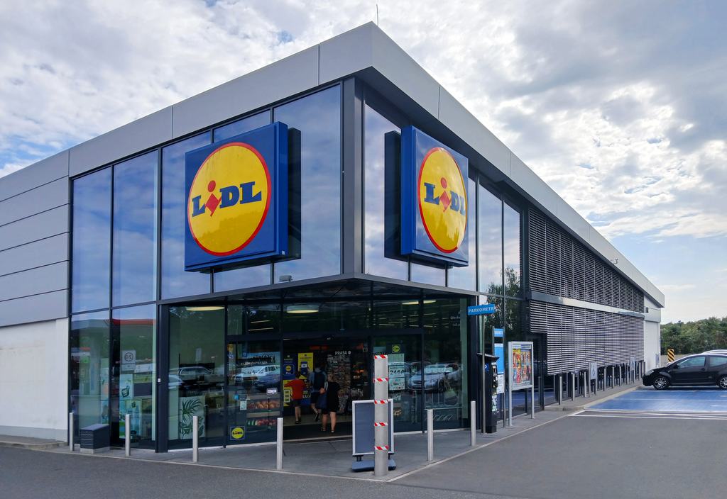 Új fizetési módot vezet be a magyar Lidl – megúszhatod a sorban állást
